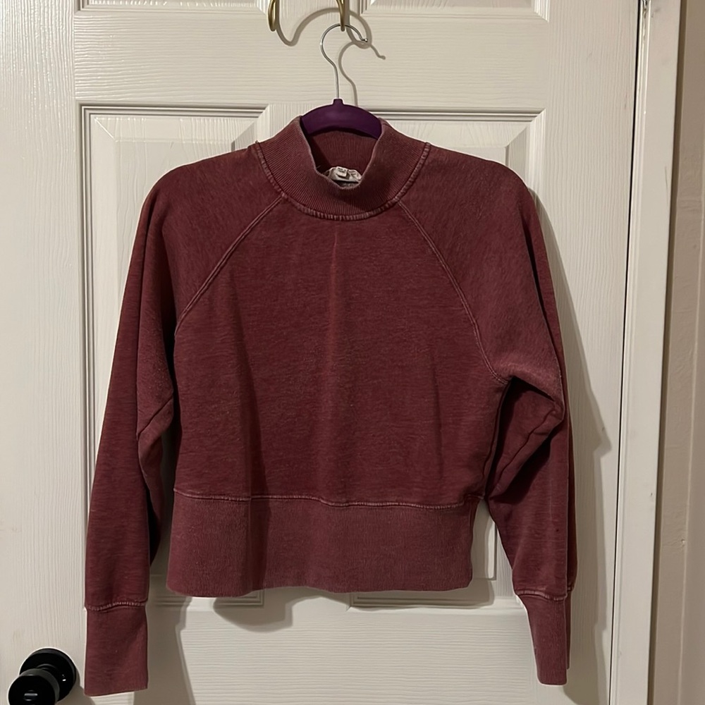 Crop sweater